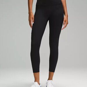Lululemon Fast and Free High-Rise Tight 25" Sz 8 with pockets